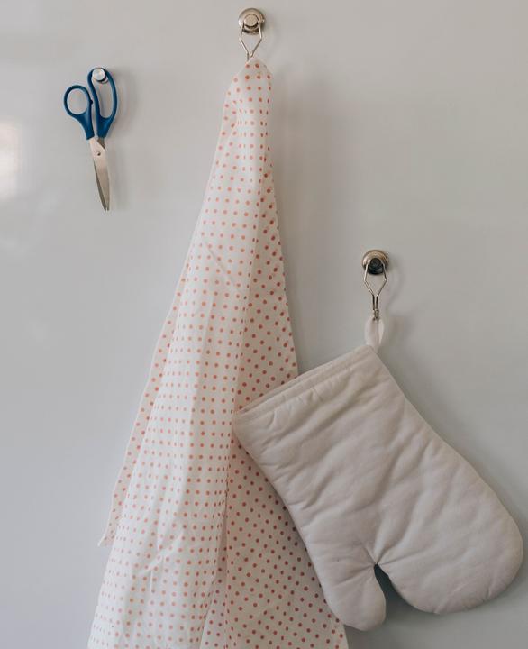 Actual product image I Am Creative Magnet hook (2 x)