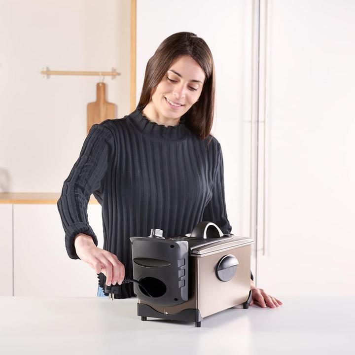 Produktbild Black & Decker Ölfritteuse Black+Decker BXAFO1200E (2100W)