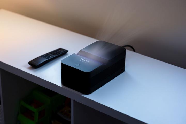 Actual product image Philips Screeneo U4 (Full HD, 400 lm, 0.25:1)