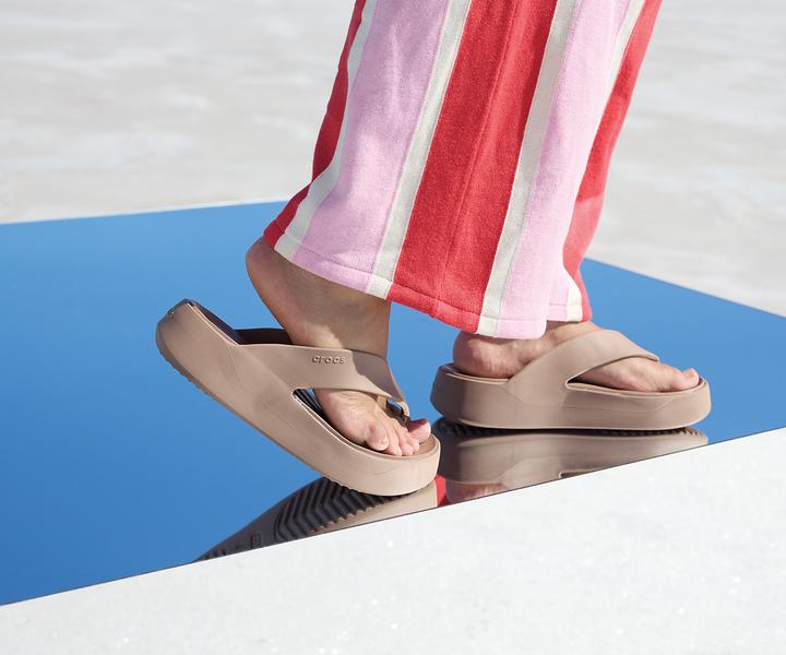 Image du produit Crocs W's Getaway Platform Flip (39)