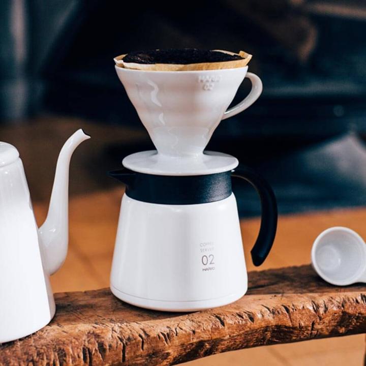 Image du produit Hario V60 Verseuse isolée en acier inoxydable (0.55 l)