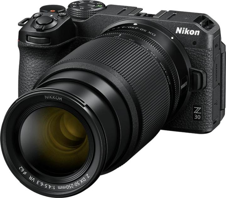 Produktbild Nikon Z30 Kit (18 - 140 mm, 20.90 Mpx, DX)