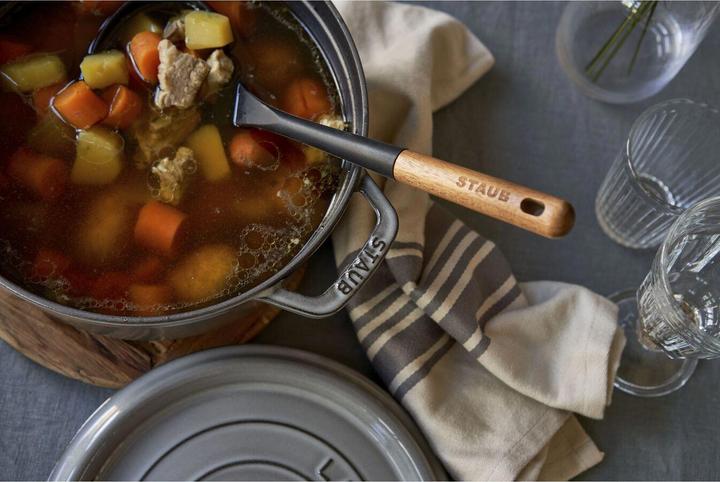 Produktbild Staub Cocotte (24 cm, Bräter + Schmortopf, Gusseisen)