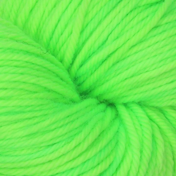 Actual product image Symfonie Yarns Bella col. 4028 Electric Lime ca. 165m 100 g