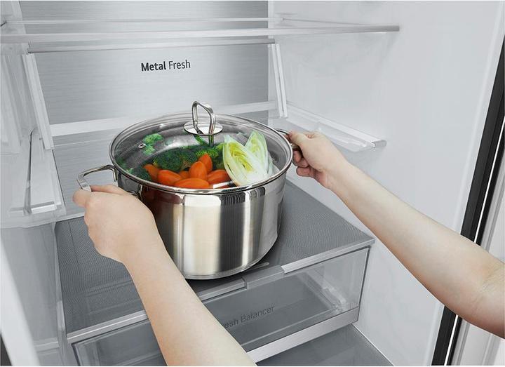 Actual product image LG GBV7280BEV.AEVQEUR (387 l)