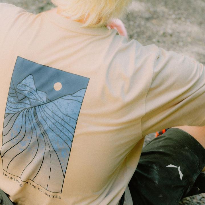 Actual product image Salewa Eagle Sunset Loose T-Shirt M (54)