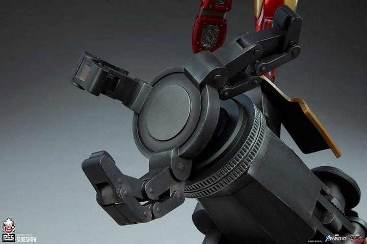 Actual product image PCS Marvel's Avengers statuette 1/3 Iron Man 90 cm