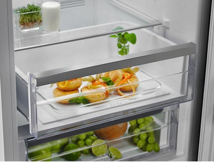 Actual product image Electrolux LNT7ME36X3 (366 l)