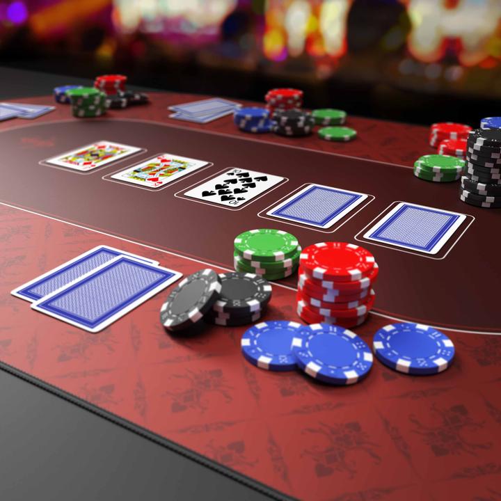 Produktbild CSL Pokermatte, grosse Schreibtischunterlage 1000x600mm, ovale Pokertischauflage für Kartenspiele, rot