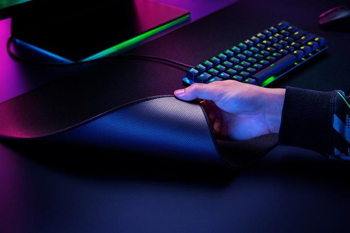 Productafbeelding Razer Strider (L)