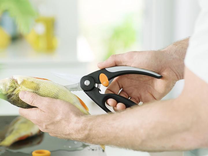 Actual product image Fiskars Fish scissors 7cm
