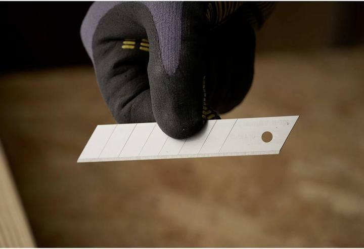 Actual product image Black & Decker SnapOff Knife Blade (Replacement blade)