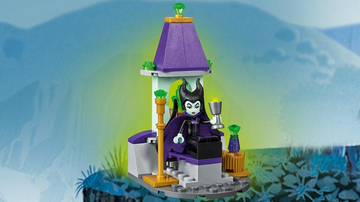 Actual product image LEGO Sleeping Beauty's fairytale castle (41152, LEGO Disney)