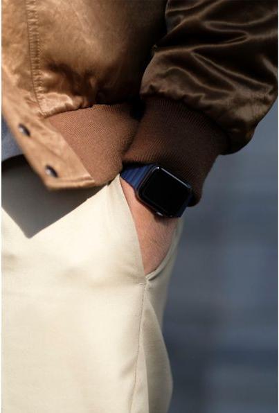 Actual product image Cyberport Silicon Magnetic Traction Strap 42/44mm (Silicone)