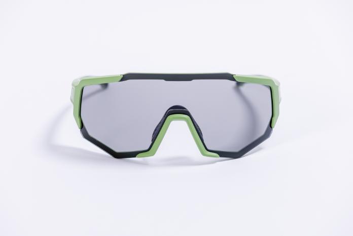 Actual product image Coast Optics Nita sports glasses Moss green with photochromic lens (Moss green mat, Green)