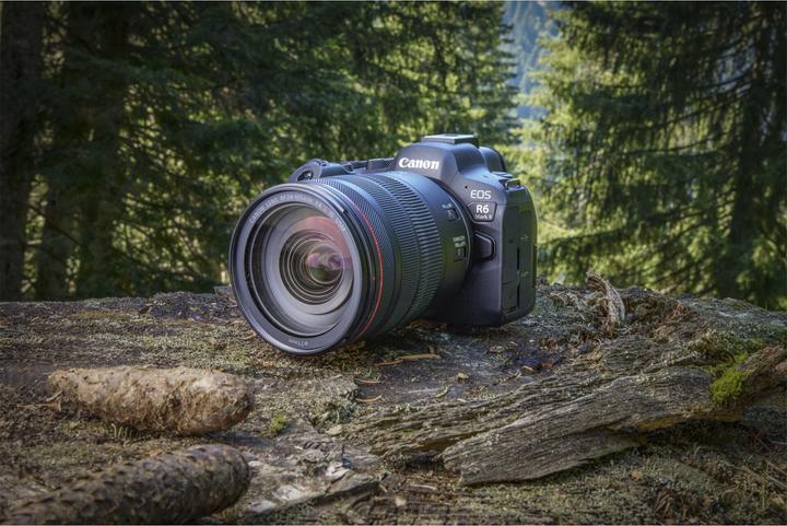 Immagine prodotto Canon Kit EOS R6 Mark II (UE) (24 - 105 mm, 24.20 Mpx, Full frame / FX)