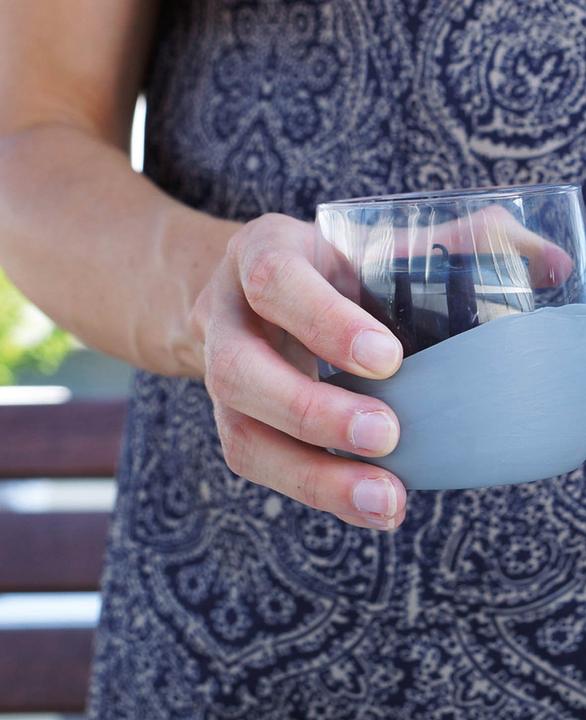 Actual product image Kreul Glass & Porcelain Chalky, porcelain and glass paint (Navy Blue, 20 ml)