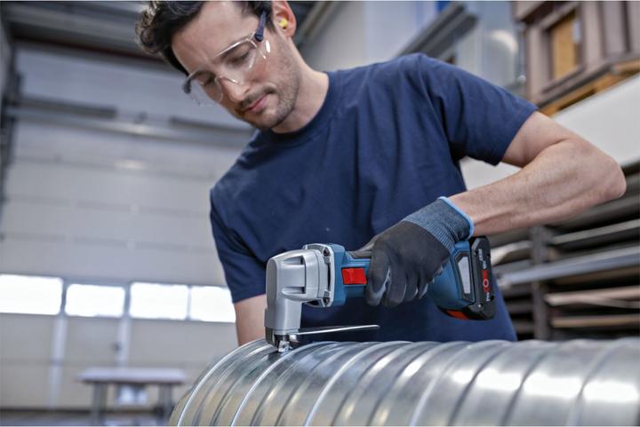 Actual product image Bosch Professional GSC 18V-16 E