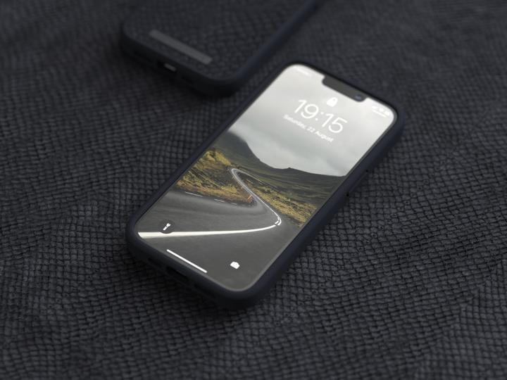 Actual product image Njord Hard Cover Vindur Case for iPhone 13 (Apple iPhone 13)