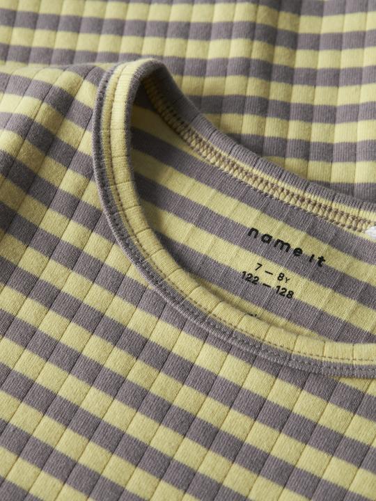 Actual product image Name it Slim Fit T-Shirt (134)