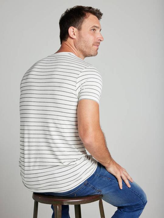 Actual product image Jockey Balance Tshirt (L)