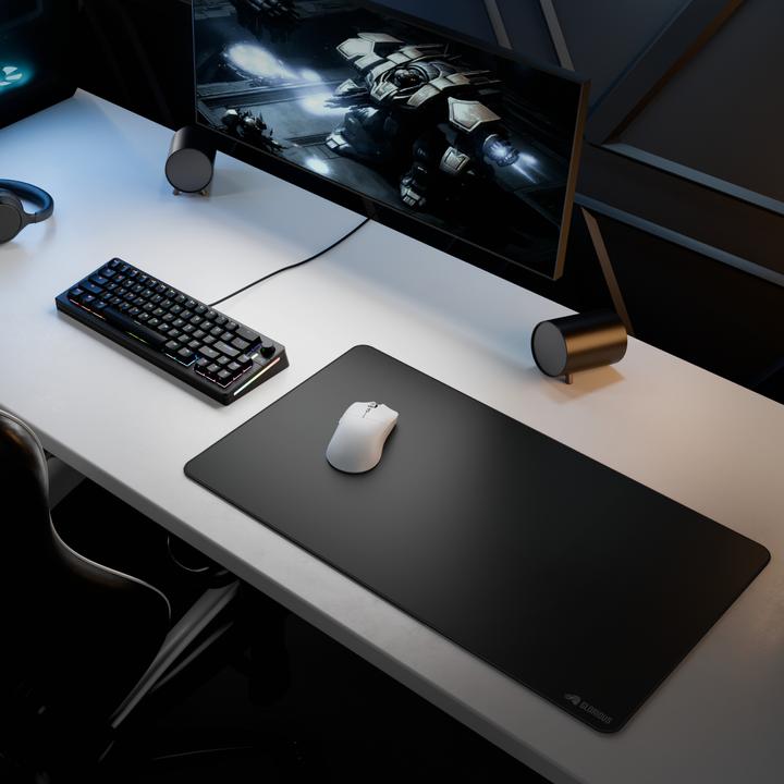 Actual product image Glorious Mouse Pad 2 XL Extended - Stitched - Black (XL)