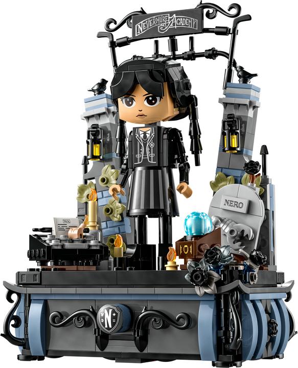 Actual product image LEGO Wednesday Addams construction figure (76780, LEGO Wednesday)