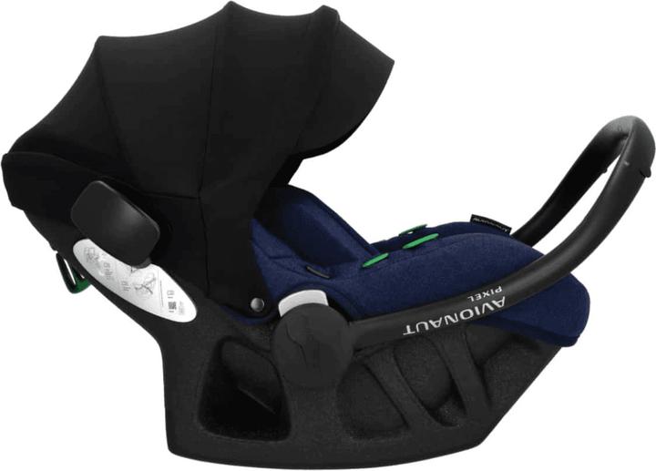 Actual product image Avionaut Pixel PRO 2.0C Cloud Care infant carrier 0-13 months / weighs only 2.5 kg (Baby car seat, ECE R129/i-Size Standard)