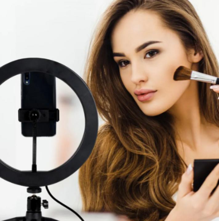 Actual product image Grundig Selfie light ring D25cm 120LED