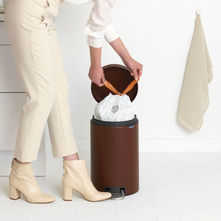Produktbild Brabantia Treteimer Newicon 12 L Mineral Cosy Brown (12 l)