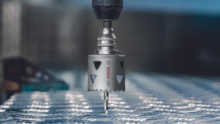 Produktbild Bosch Professional Zubehör PRO Multi Material Lochsäge, 111 mm, mit Gewinde (111 Millimeter)