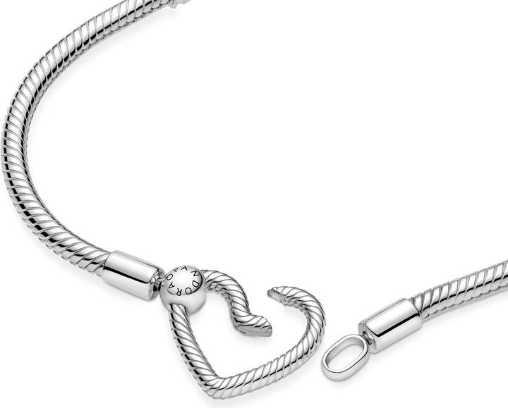 Actual product image Pandora Moments Heart Closure Snake Chain Bracelet (23 cm, Silver 925)