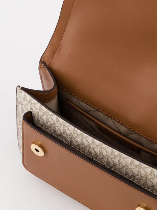 Actual product image Michael Kors Vanilla messenger bag