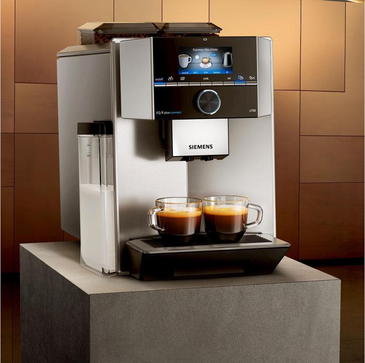 Actual product image Siemens EQ.9 plus connect s700