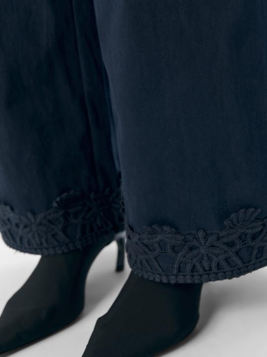 Actual product image Object Loose Fit Hose (XS)