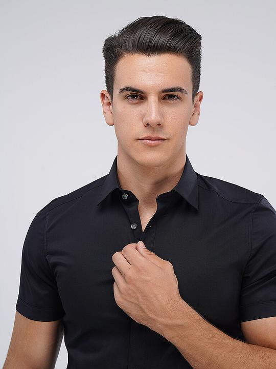 Image du produit Olymp Chemise Level 5 Bodyfit noir 1/2 manches taille 40 (40)
