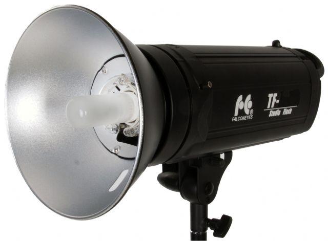 Immagine prodotto Falcon Eyes Set di flash da studio TFK-2900A (900 W, Set)