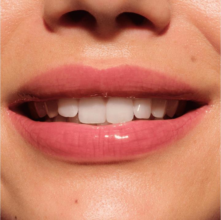 Produktbild Catrice Butter Drippin' Glossy Lip Balm (040 Bisou Bisou)