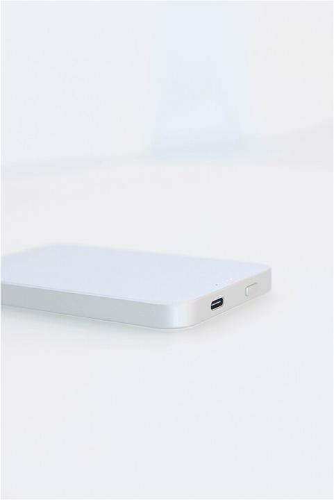 Actual product image Andi be free MagCharger (5000 mAh, 15 W, 18.50 Wh)