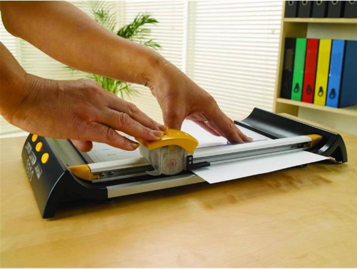Immagine prodotto Fellowes Neutrone (10 lamelle, A4)