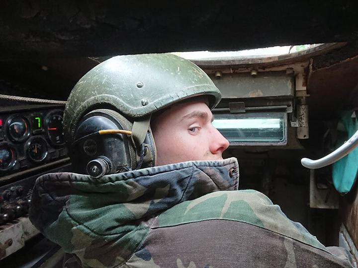 Produktbild Smartbox Apokas Paintball Park: Fahrerlebnis auf einem Infanteriepanzer (1 Pers.)