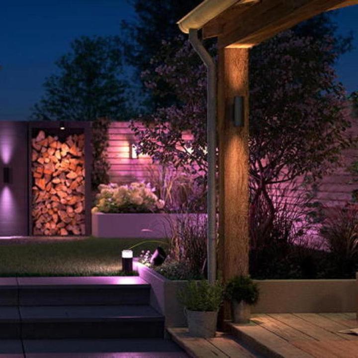 Actual product image Philips Hue Calla (600 lm, IP65)