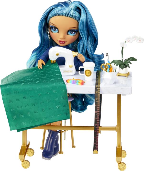 Image du produit MGA Dream & Design Fashion Studio Playset (w/ doll)