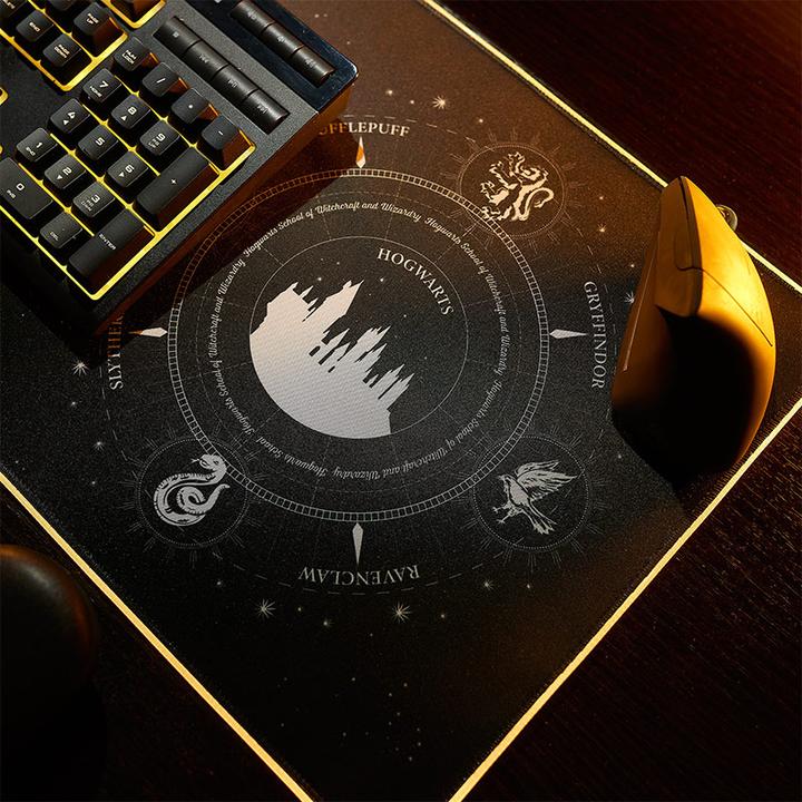 Immagine prodotto Numskull Harry Potter - Oversize Gaming Mat & Mobile Charger (XXL)