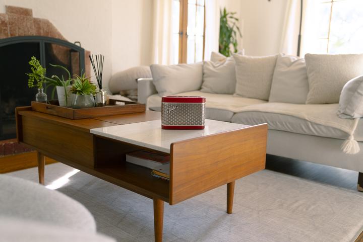 Image du produit Fender Newport2 (12 h, Fonctionnement sur batterie, Fonctionnement sur secteur)