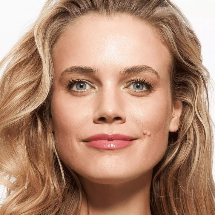 Produktbild Catrice Lip Gloss Melt and Shine (080 Lost at Sea)