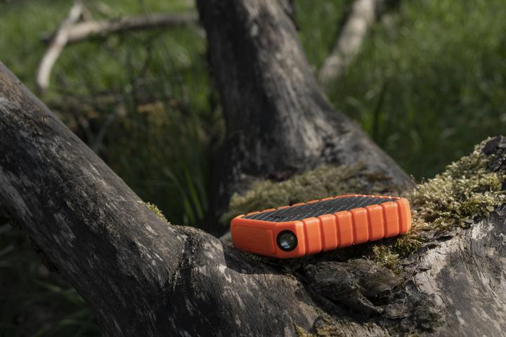 Actual product image Xtorm Xtreme Series (10000 mAh, 18 W, 120 Wh)