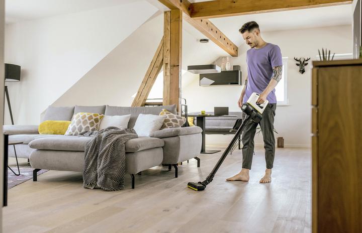 Actual product image Kärcher Krcher VC 4 Vertical Bagless Vacuum Cleaner