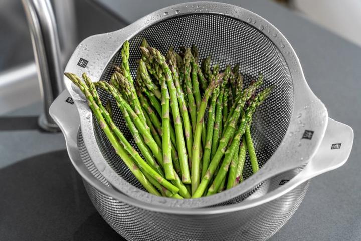 Actual product image Zwilling Sieve (24 cm)