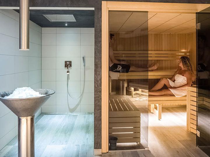 Image du produit Smartbox Dites merci avec un séjour en Suisse avec accès à l'espace bien-être (2 pers.)